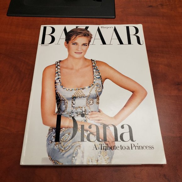 Harper's Bazaar Magazine US Nov 1997 Princess Diana - Picture 3 of 13